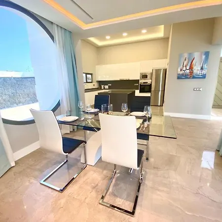 Luxury Olivia 3 Beds - 3 Baths Пуэрто дель Кармен