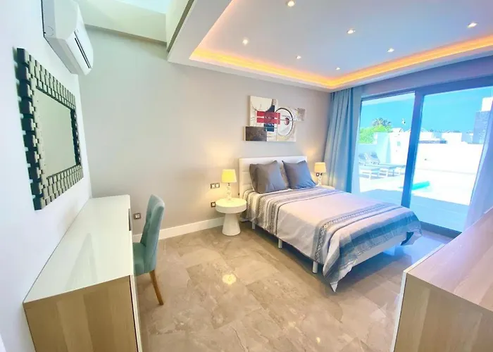 Luxury Olivia 3 Beds - 3 Baths Βίλα *