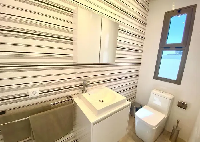 Luxury Olivia 3 Beds - 3 Baths 卡门港